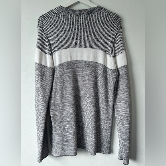 Only and Sons - Grey Crew Neck Sweater with White Stripe (Size Men’s Medium M) - Picture 4 of 4